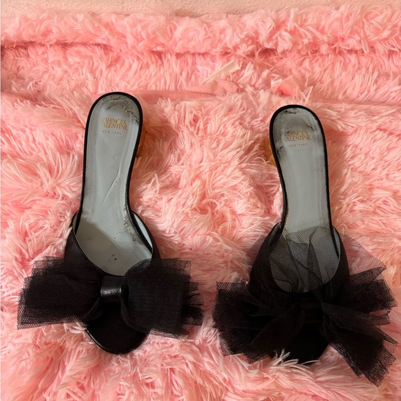 Frances Valentine Black Mules with Tulle Bow - Picture 1 of 8